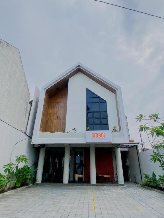 Smedi Coliving Hotel Yogyakarta Bagian luar foto