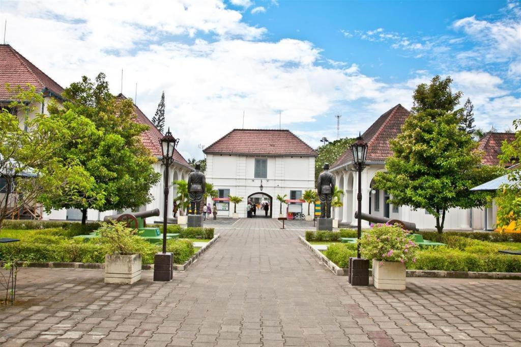 Smedi Coliving Hotel Yogyakarta Bagian luar foto
