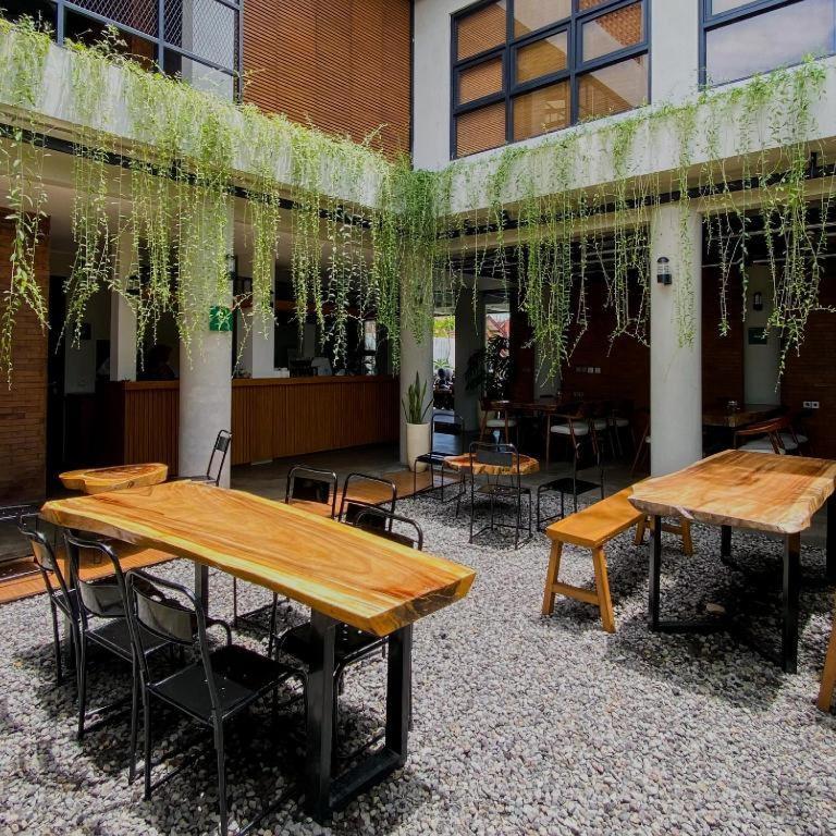 Smedi Coliving Hotel Yogyakarta Bagian luar foto